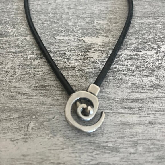 Black Leather Cord Choker Art Deco Silver Charm Necklace Hand Crafted - Picture 2 of 4